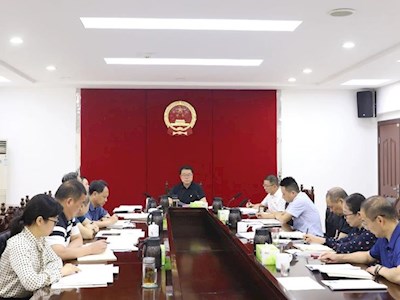 区人大常委会党组2025年度第8次（扩大）会议召开